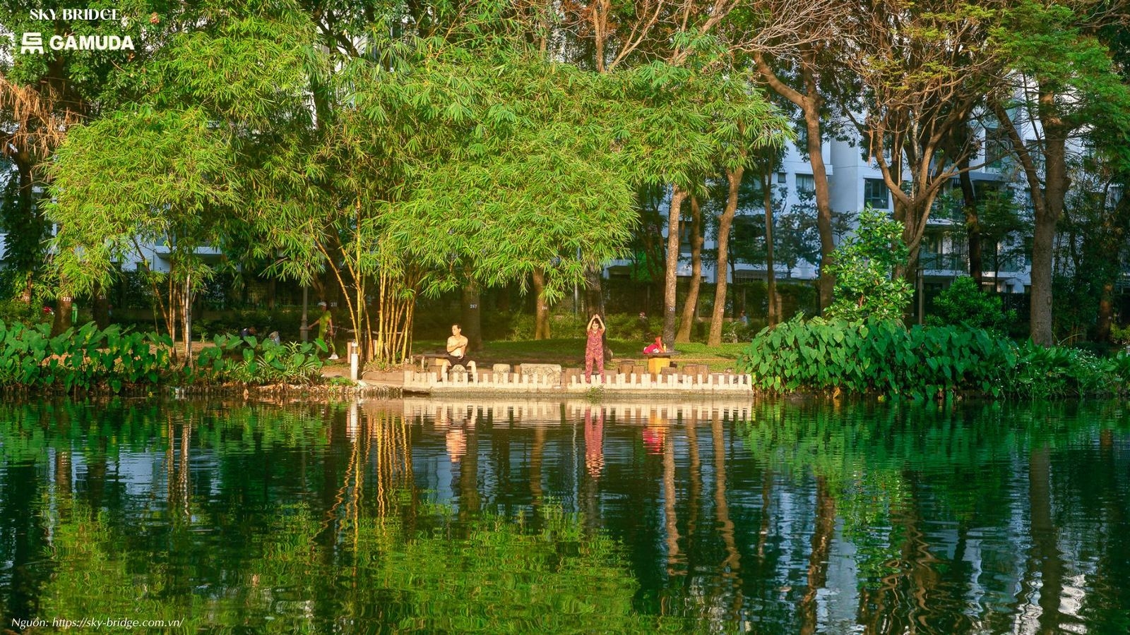 Đường dạo bộ công viên xanh quanh căn hộ SkyBridge Gamuda 